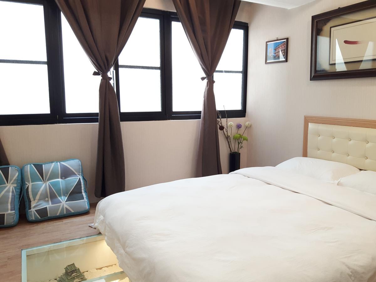 Appartement Hase Spring à Tainan Extérieur photo